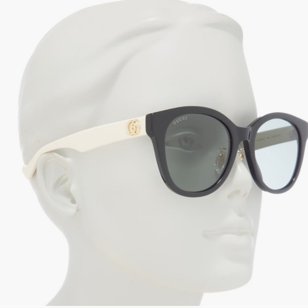 New GUCCI Full Inclusion Sunglasses - Picture 2 of 12